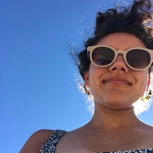 Meet your Posher, Chrissy